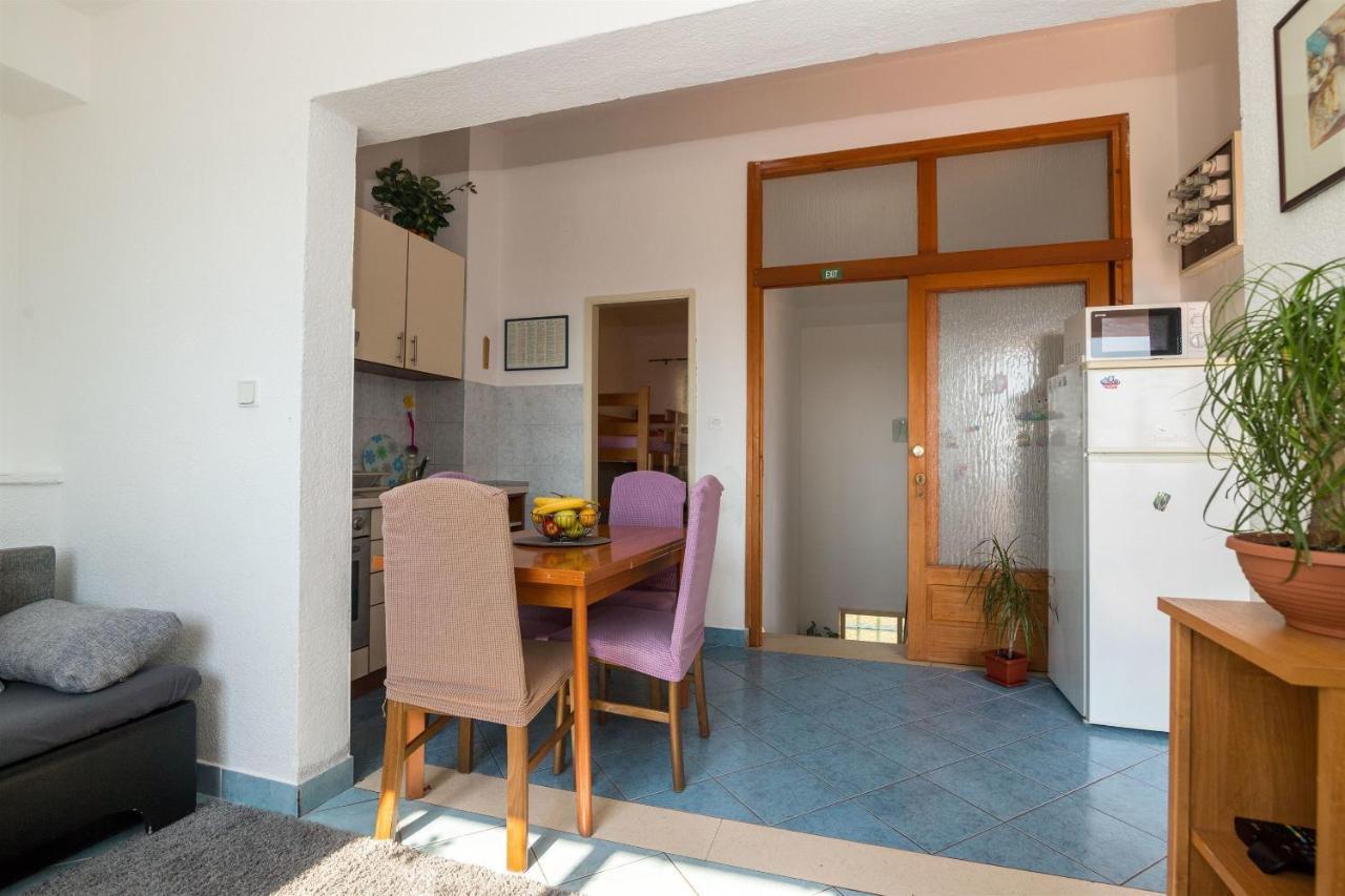איגריין Apartments Tolj מראה חיצוני תמונה